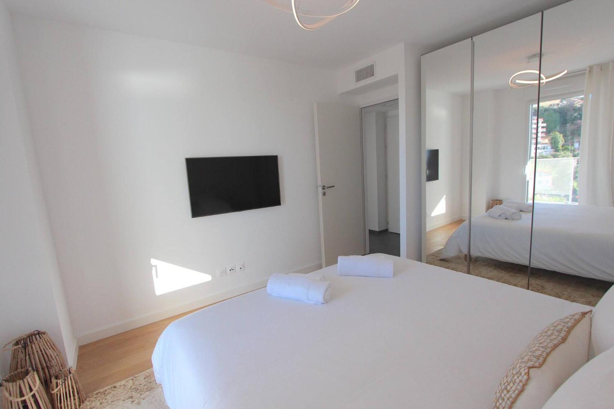 Sun Paradise Seaview&Terrace Parking&Pool Beausoleil Kültér fotó
